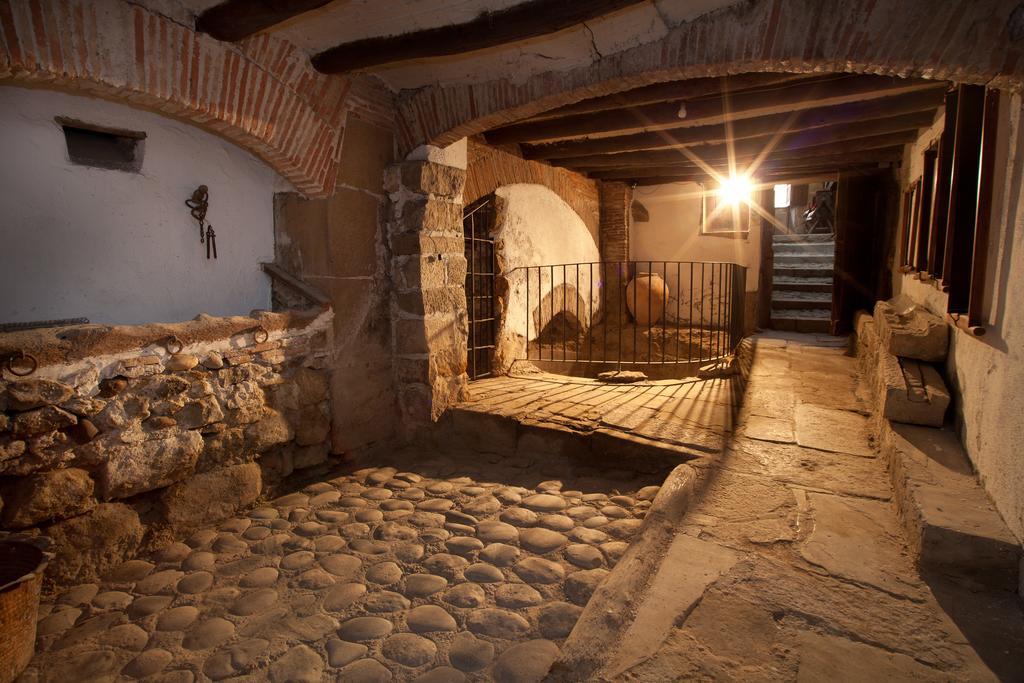 Lo Palauet De La Muralla Balaguer Bagian luar foto